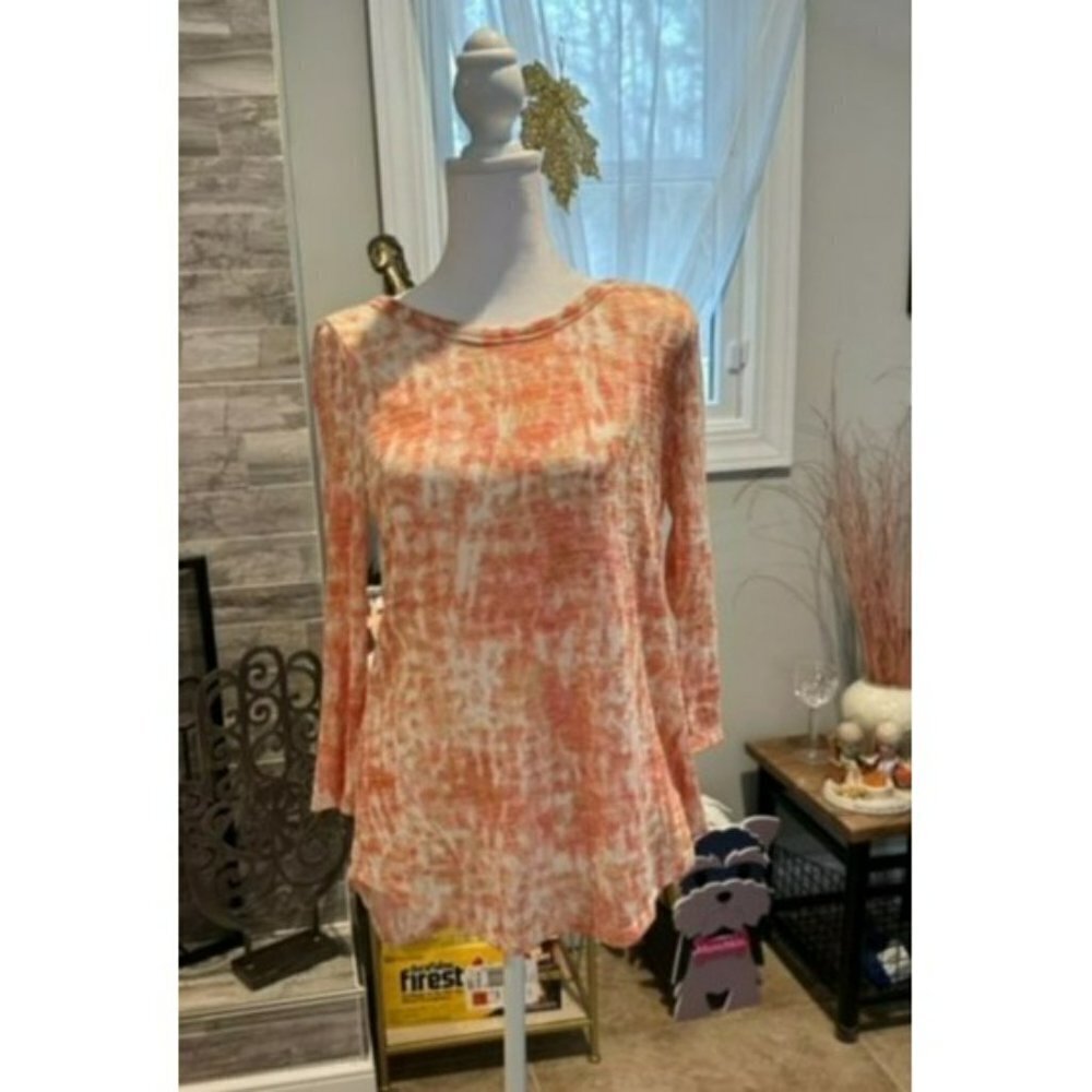 Rose & Olive Floral High Low Top, SZ Med, NWT